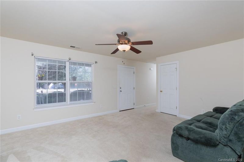 2615 Gradys Ground Dr, Mcconnells, SC 29726