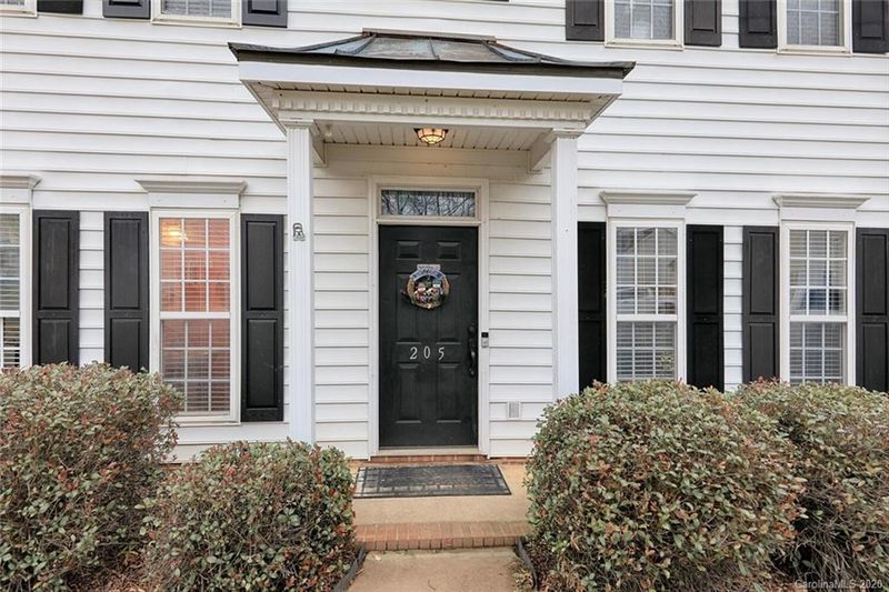 205 Everett Park Dr, Mooresville, NC 28115