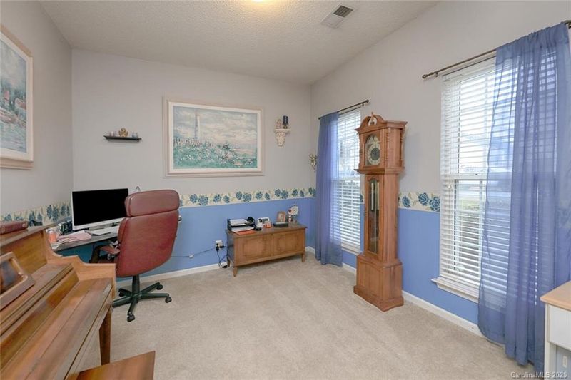 205 Everett Park Dr, Mooresville, NC 28115