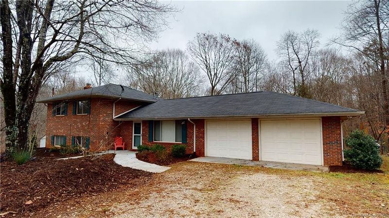 7725 Farmbrook Dr, Waxhaw, NC 28173