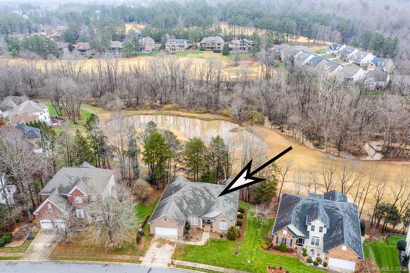 1368 Valhalla Dr, Denver, NC 28037