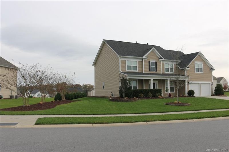 7187 Streamhaven Dr, Harrisburg, NC 28075