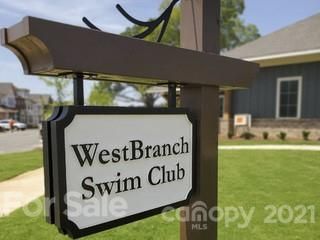 1612 Sawyer Glen Ln #102, Davidson, NC 28036