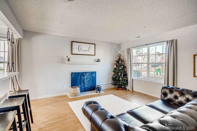 9849 Aviary Hill Way, Charlotte, NC 28214