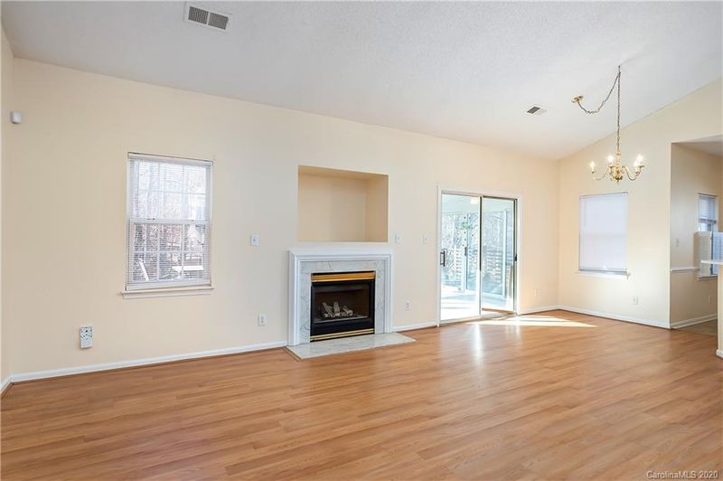 245 Long Creek Pw, Charlotte, NC 28214