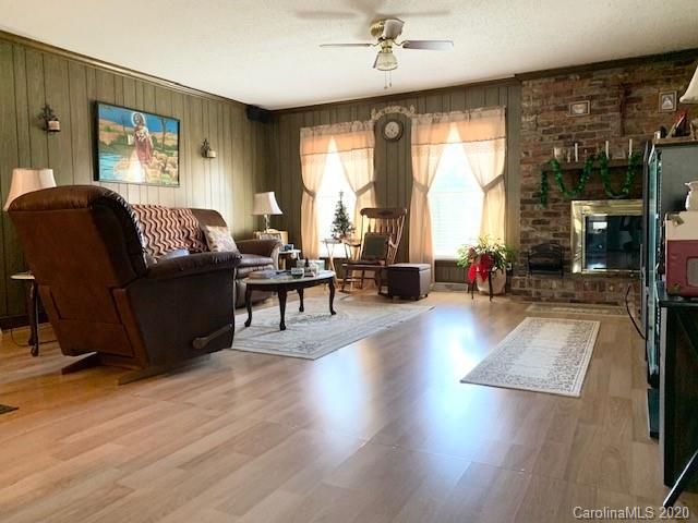 1617 Caromar Pl NW, Concord, NC 28027
