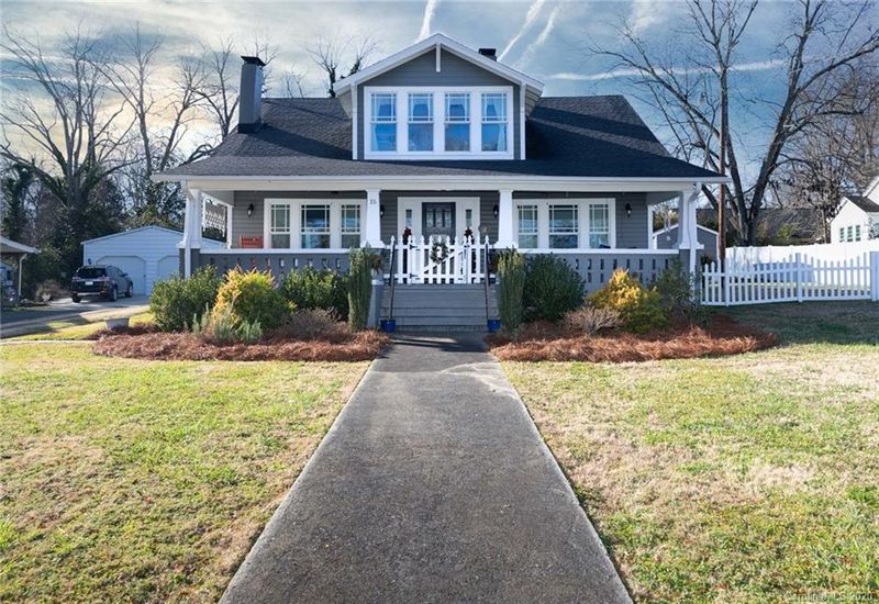 15 Broad St, York, SC 29745