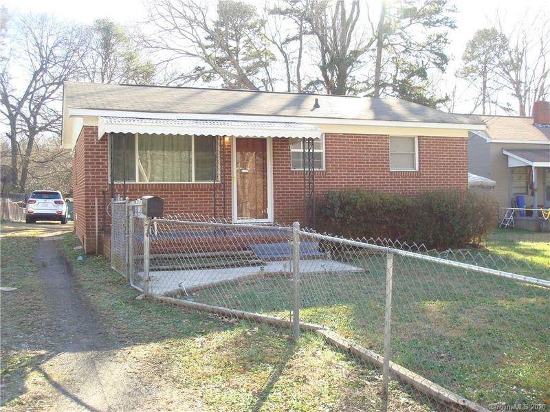 2517 Crescent Ln, Gastonia, NC 28052