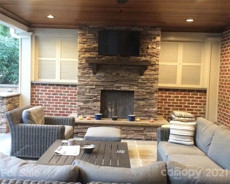 1600 Windy Ridge Rd, Charlotte, NC 28270