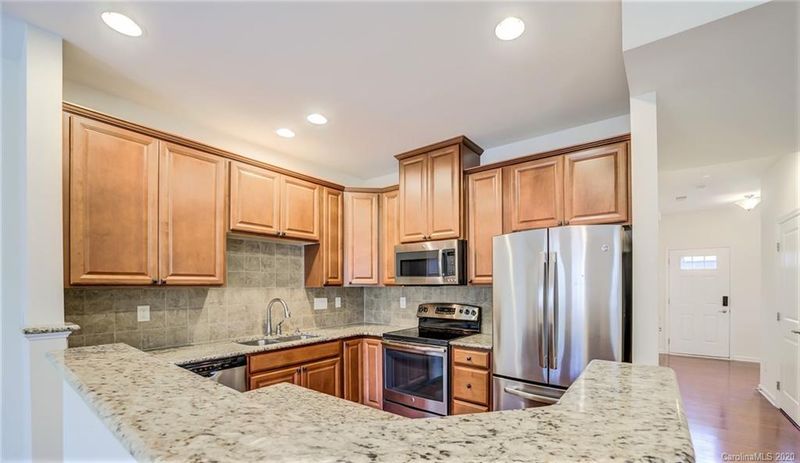 2428 Silverthorn Vw, Charlotte, NC 28273