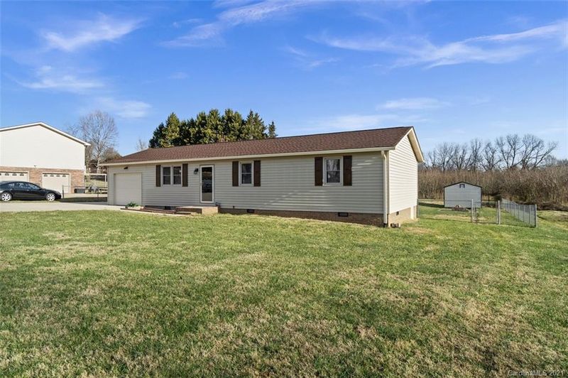 207 Belleview Dr NE #21, Conover, NC 28613