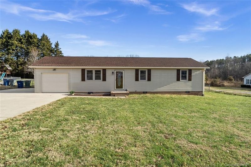 207 Belleview Dr NE #21, Conover, NC 28613