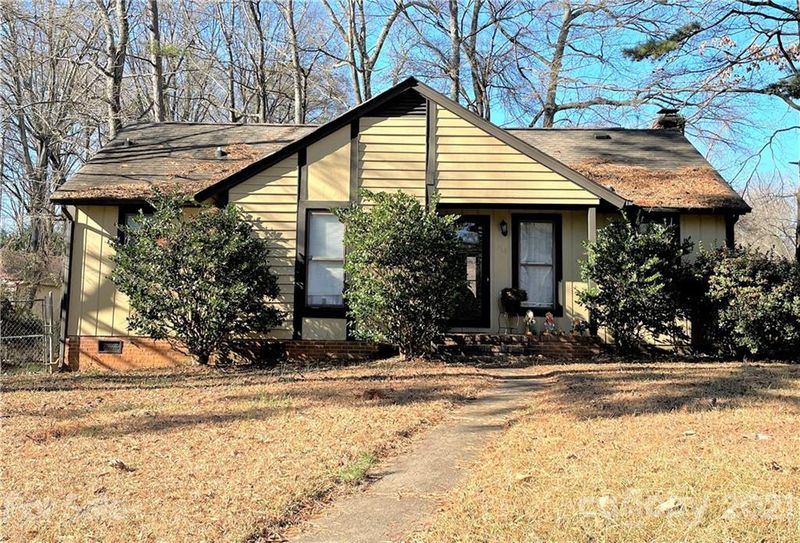 6339 Old Meadow Rd, Charlotte, NC 28227