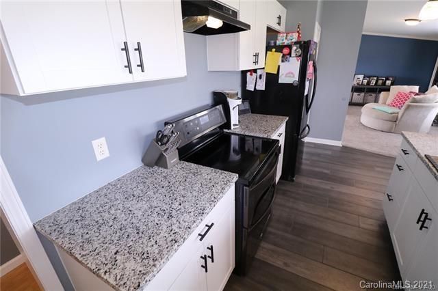 2110 Blueprint Ct, Crouse, NC 28033