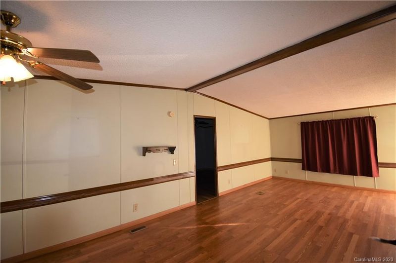 3416 Stony Brook Cir, Newton, NC 28658