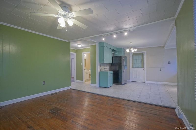 405 E 18th St #1, Kannapolis, NC 28083