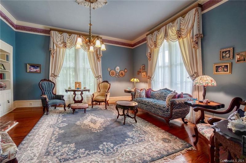 155 York St, Chester, SC 29706