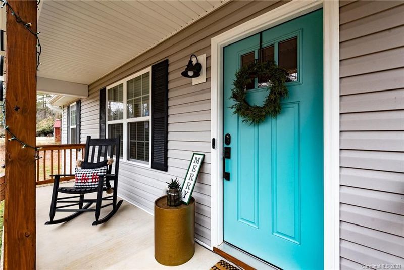 100 Mel Ln, Crouse, NC 28033