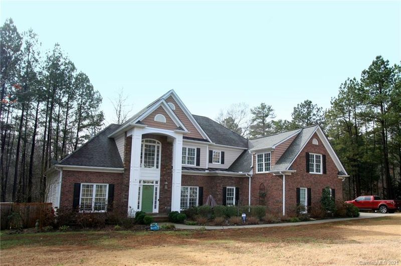 8745 Dartmoor Pl, Mint Hill, NC 28227