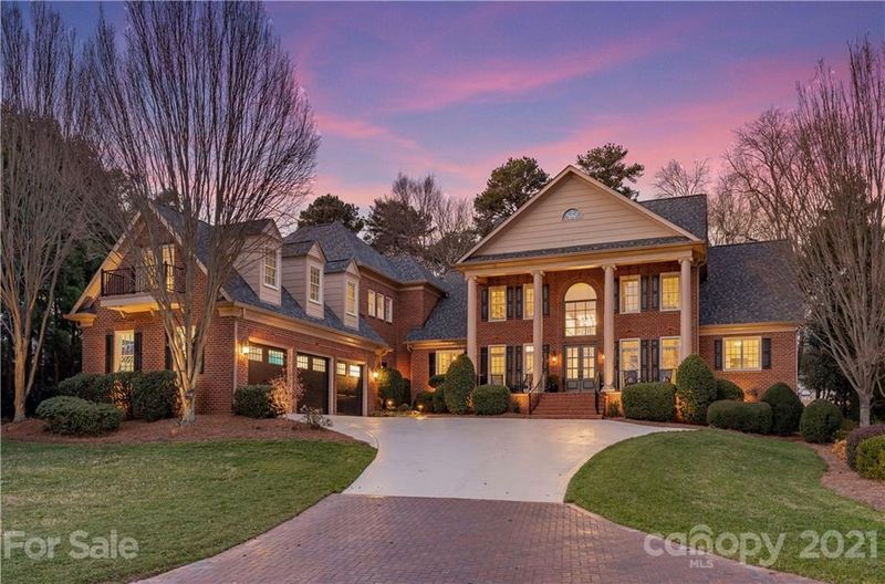 19003 Double Eagle Dr, Cornelius, NC 28031