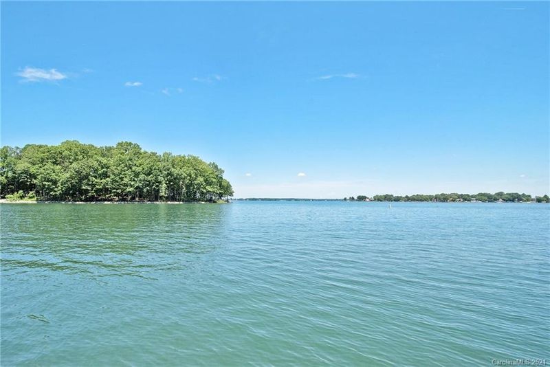 20367 Harborgate Ct #303, Cornelius, NC 28031