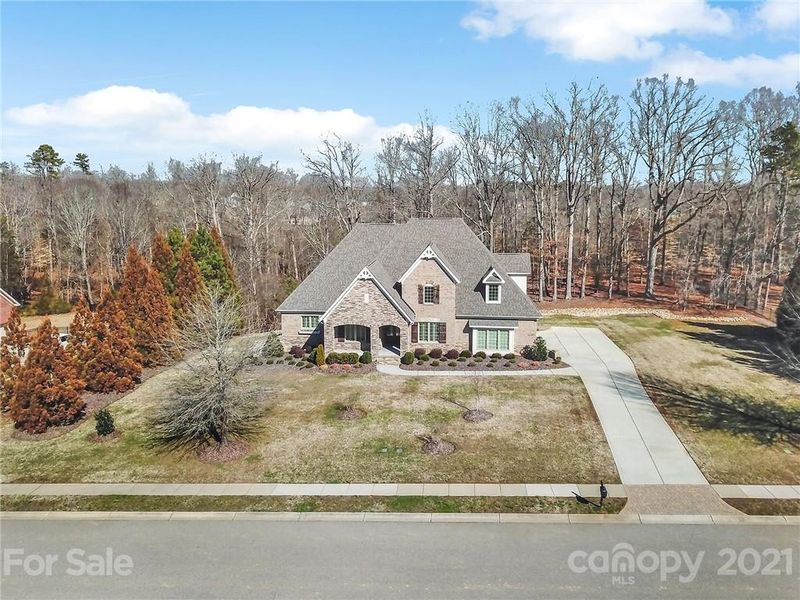 8005 Caliterra Dr, Wesley Chapel, NC 28104