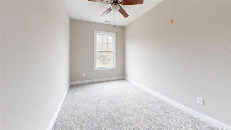 2626 14th St NE, Hickory, NC 28601