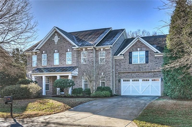 10710 Amadeus Dr, Mint Hill, NC 28227