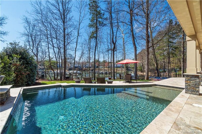 21511 Baltic Dr, Cornelius, NC 28031