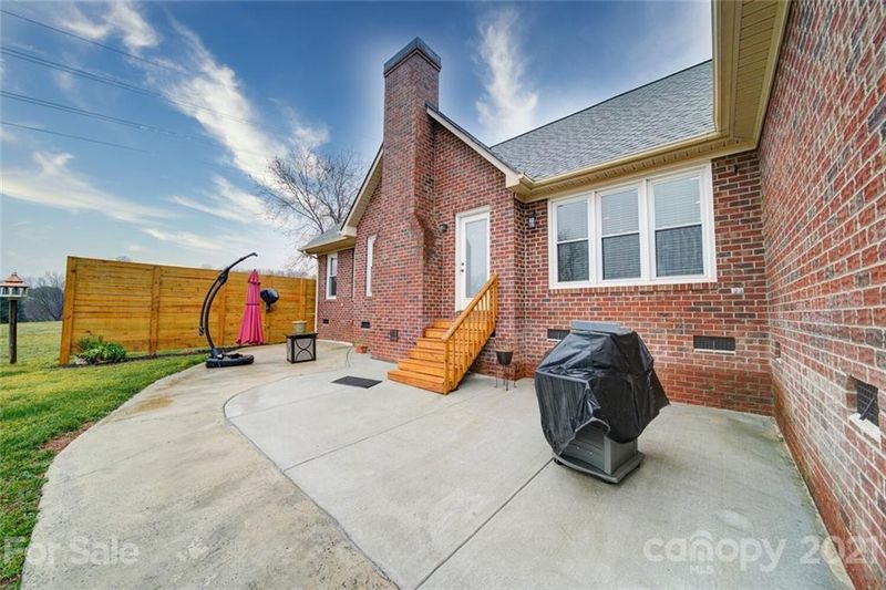 2600 Supreme Dr, Monroe, NC 28110