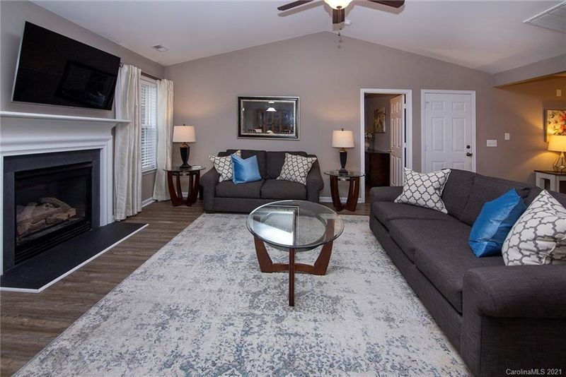 2790 Island Point Dr, Concord, NC 28027