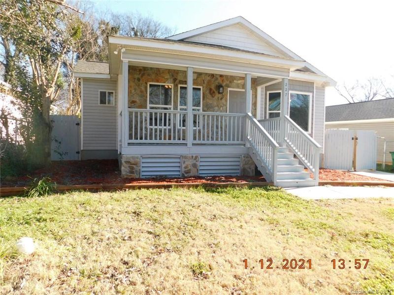 227 Harrison St, Charlotte, NC 28208