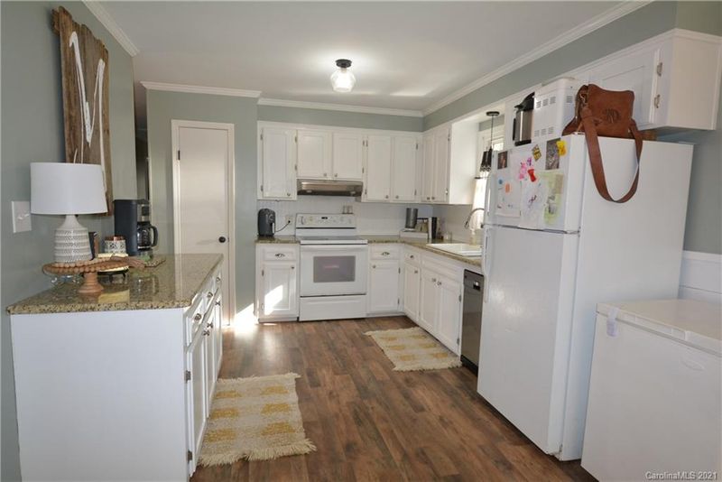 639 Doe Ct, Catawba, SC 29704