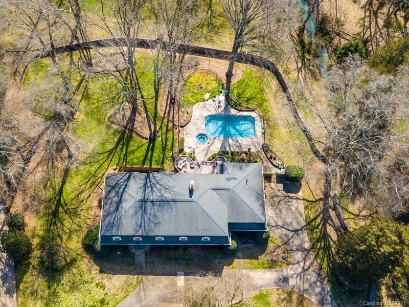 5042 Sentinel Post Rd, Charlotte, NC 28226