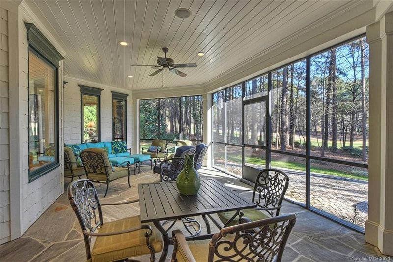 122 Wellfleet Ln, Mooresville, NC 28117