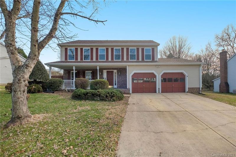 10738 Downpatrick Pl, Charlotte, NC 28262