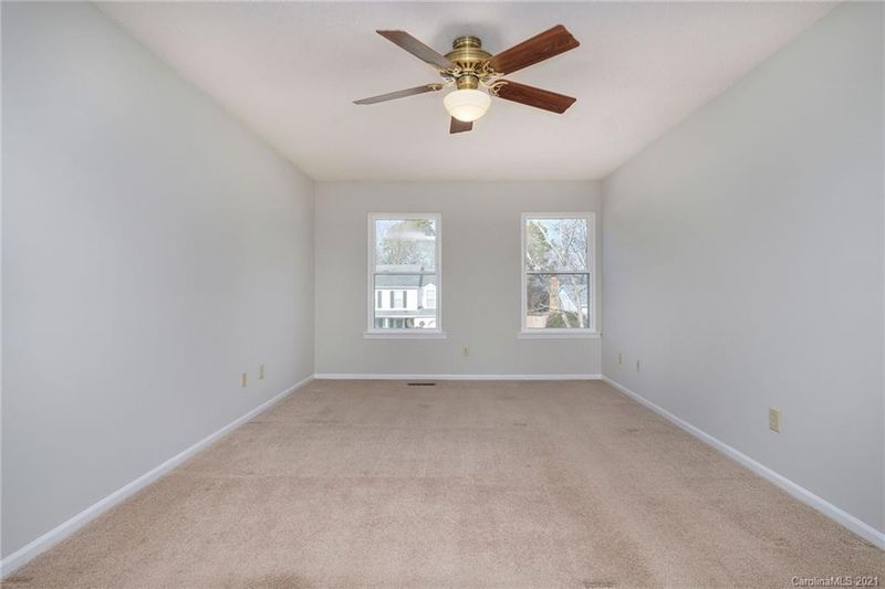 10738 Downpatrick Pl, Charlotte, NC 28262