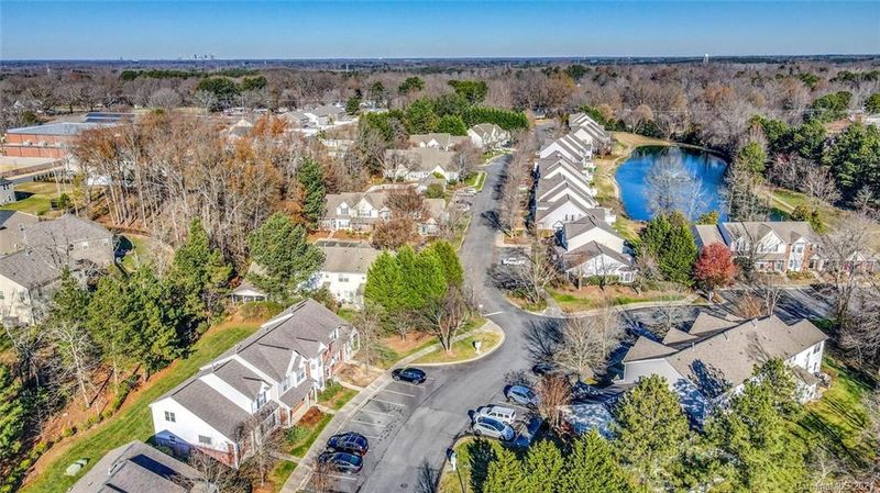 308 Gelderland Dr, Matthews, NC 28104
