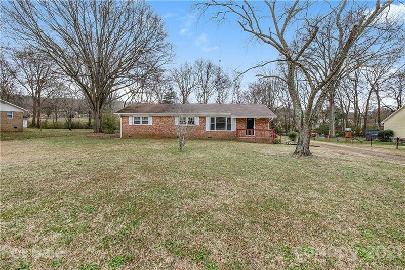 1121 Rembrandt Dr, Concord, NC 28027
