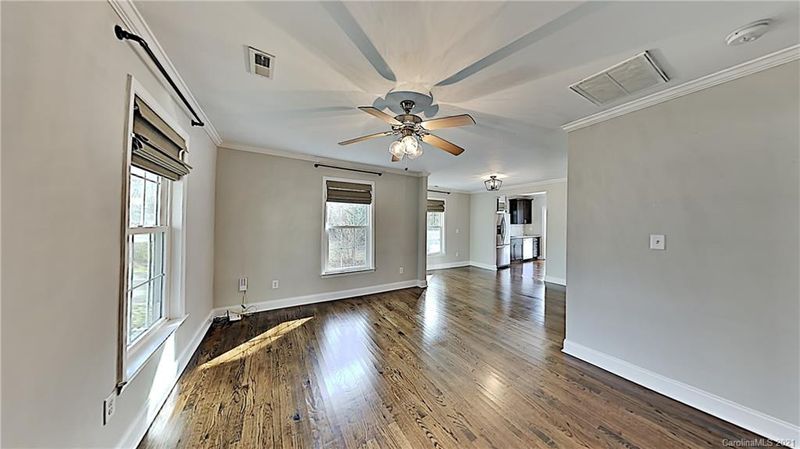 1524 Shamrock Dr, Charlotte, NC 28205