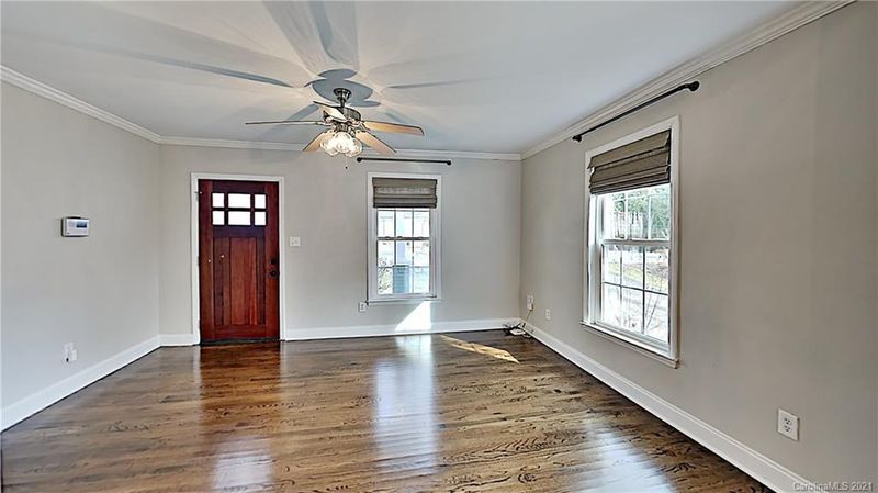 1524 Shamrock Dr, Charlotte, NC 28205