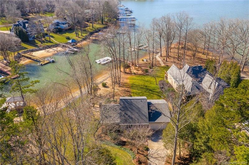 21529 Sandy Cove Rd, Cornelius, NC 28031