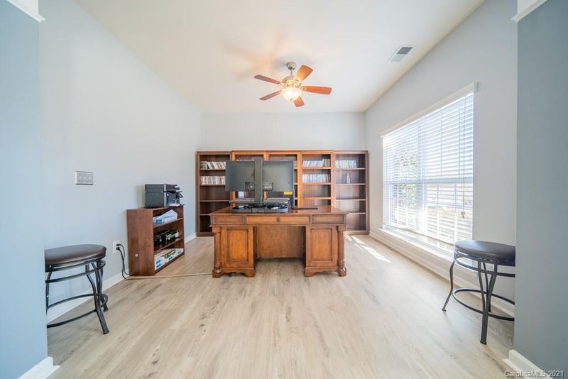 4867 Samuel Pinckney Dr, Belmont, NC 28012