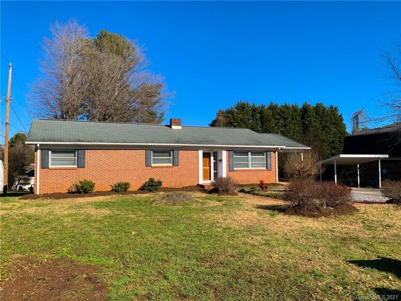 322 13th Ave NW, Hickory, NC 28601
