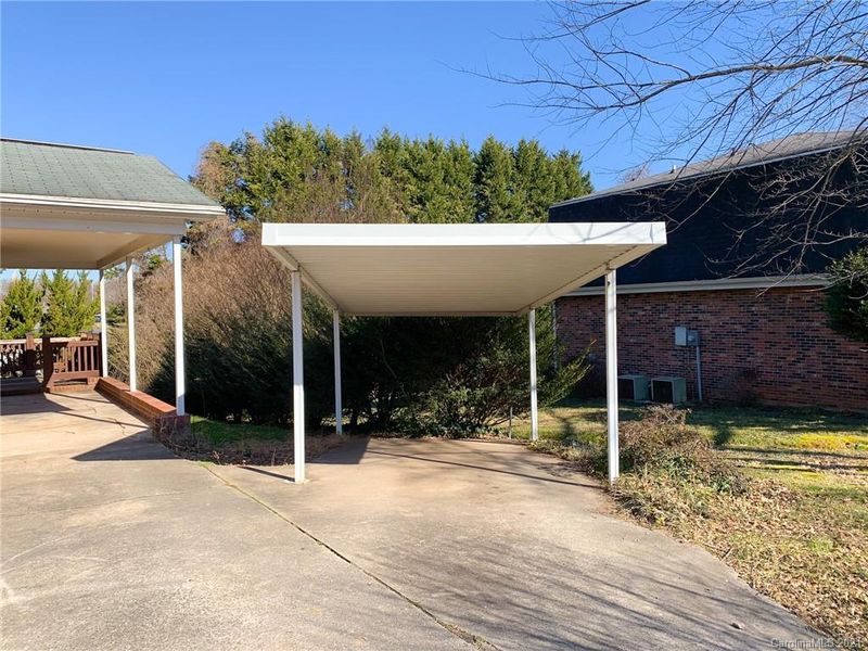 322 13th Ave NW, Hickory, NC 28601