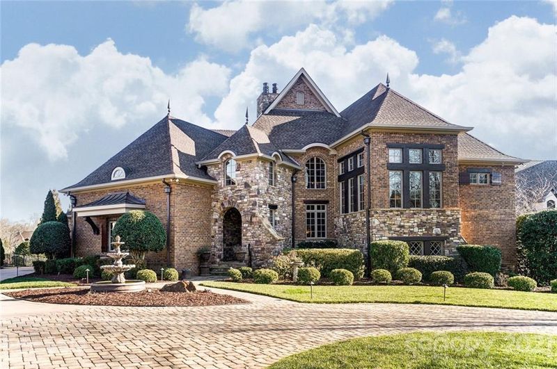 307 Skyecroft Way #75, Waxhaw, NC 28173