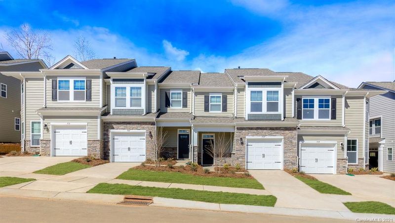 313 Bulrush Rd, Lake Wylie, SC 29710