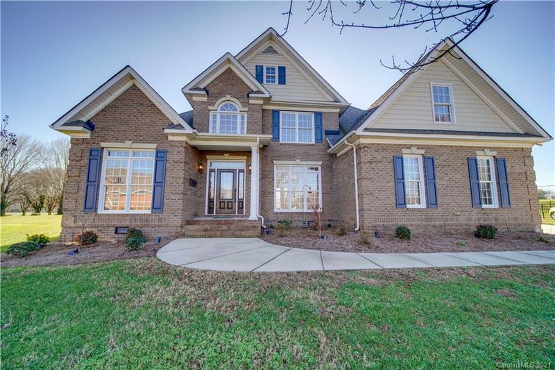 3003 Gin Ct, Harrisburg, NC 28075
