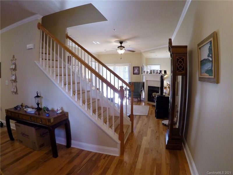 1354 21st Ave NE, Hickory, NC 28601