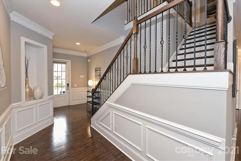 5106 Mount Clare Ln, Charlotte, NC 28210